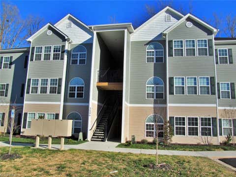 Homes For Rent - 2606 Pennoak Way #D<br/> Greensboro, NC 27407