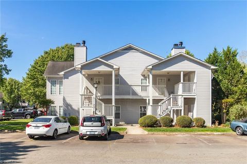 7104 Riverview Knoll Court Clemmons NC 27012