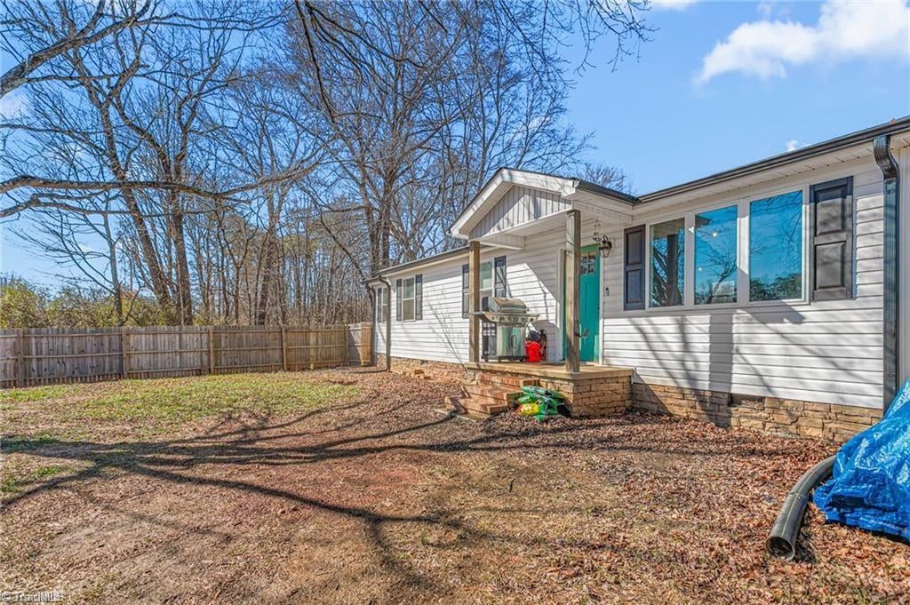 Photo of 118 Shady Grove Road, Eden, NC 27288 (MLS # 1229397)