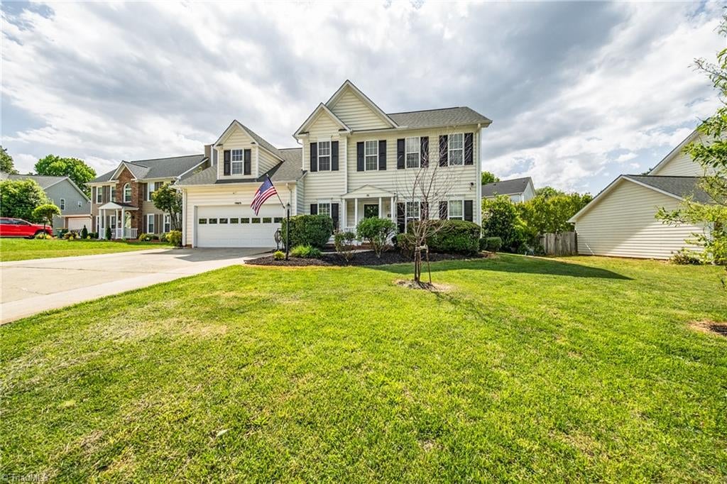 Photo of 440 Craver Pointe Drive, Clemmons, NC 27012 (MLS # 1229238)