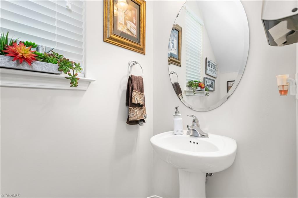 4052 Dunkirk Drive, Burlington, North Carolina image 10