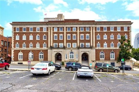 315 N Spruce Street 304 Winston-Salem NC 27101