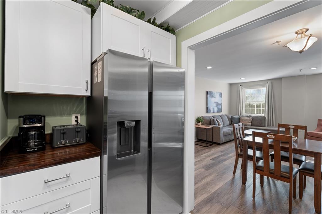 Winston-Salem, North Carolina 27101, United States, 2 Bedrooms Bedrooms, ,2 BathroomsBathrooms,Residential,Active,247465