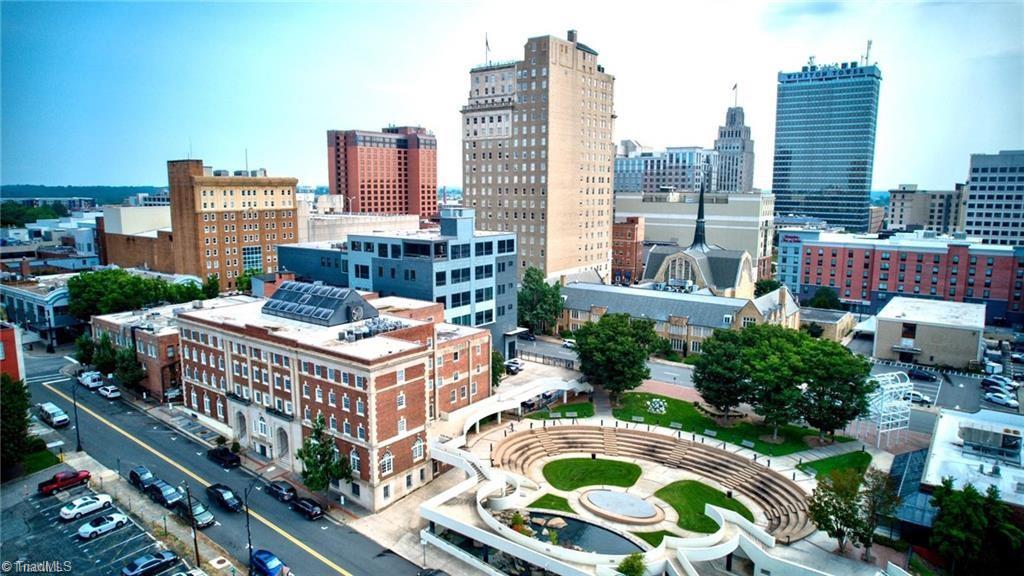 Winston-Salem, North Carolina 27101, United States, 2 Bedrooms Bedrooms, ,2 BathroomsBathrooms,Residential,Active,247465