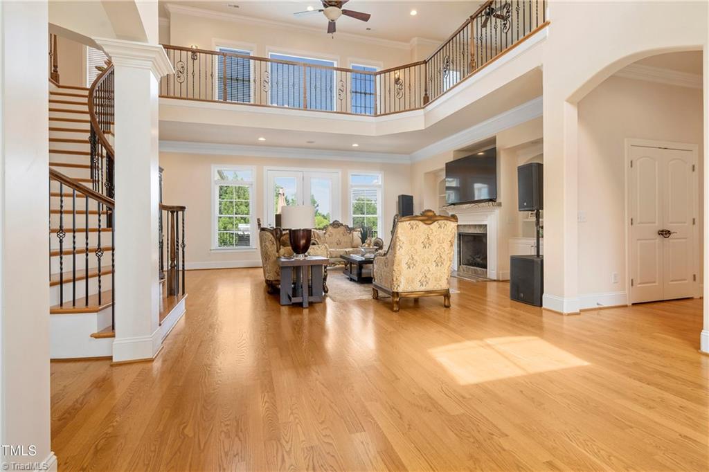 1326 Lochshire Drive