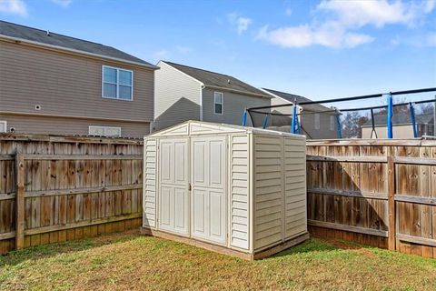 A home in Kernersville