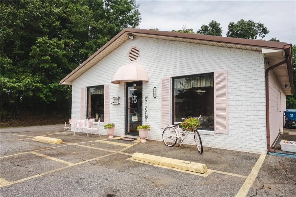224 School Drive, Taylorsville, NC, 28681
