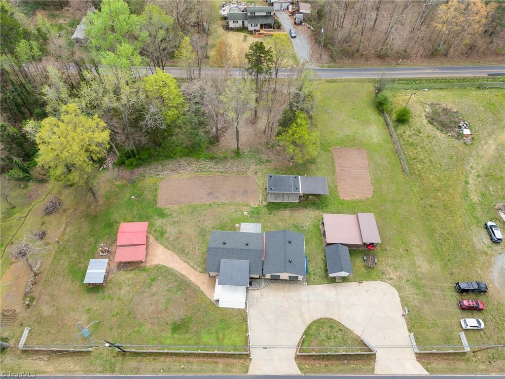 542 Frank Fleer Road, Lexington, North Carolina image 2