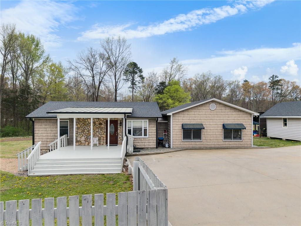 542 Frank Fleer Road, Lexington, North Carolina image 1