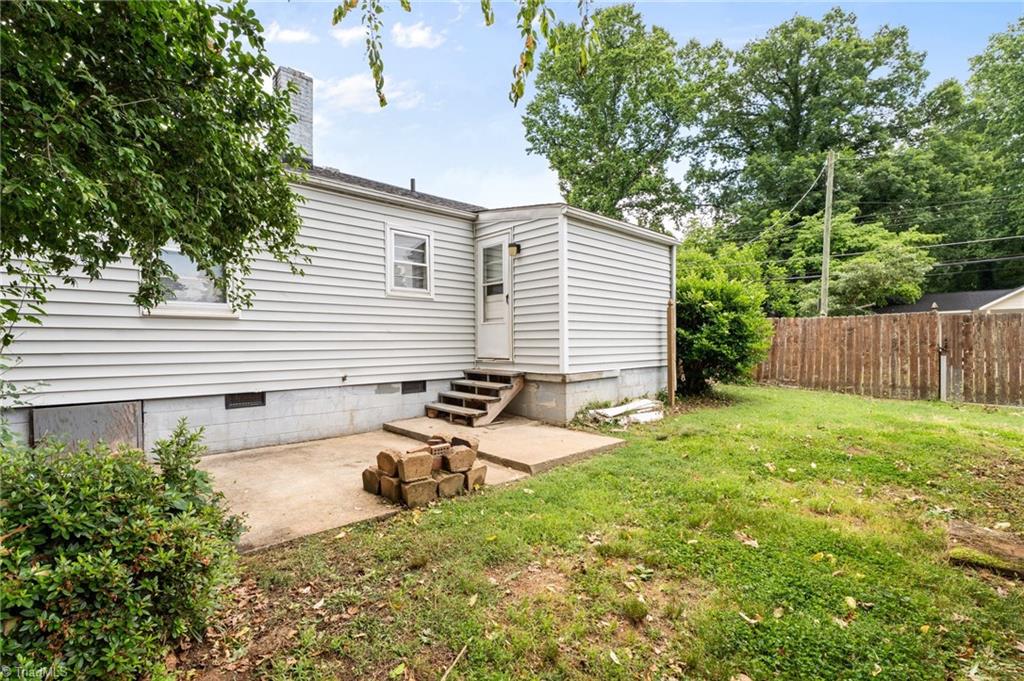 2101 Maywood Street, Greensboro, North Carolina image 6