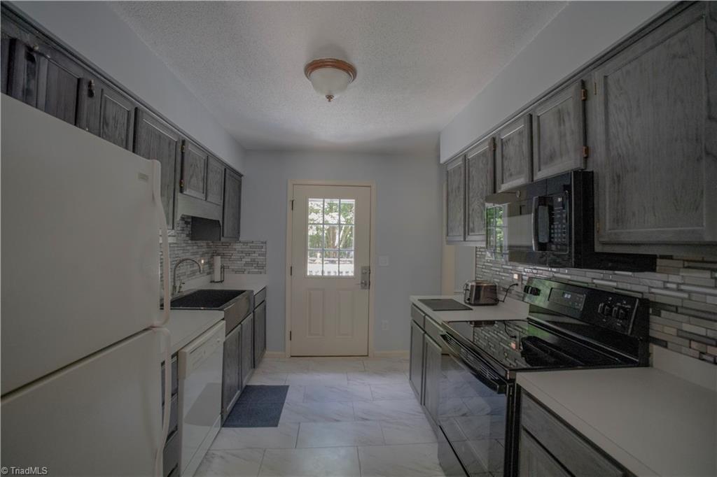 1573 Twin Oaks Drive, King, North Carolina image 4