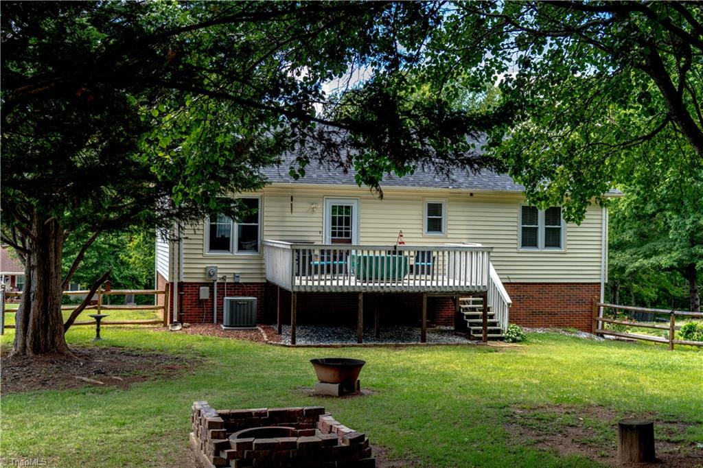 1573 Twin Oaks Drive, King, North Carolina image 28