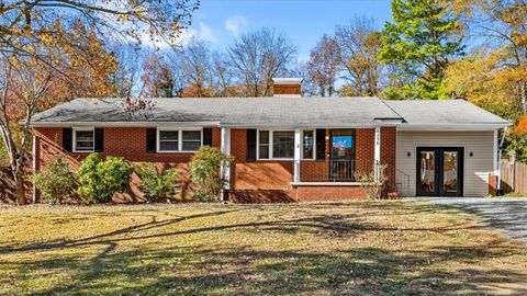 1236 Pepperidge Road Asheboro NC 27205