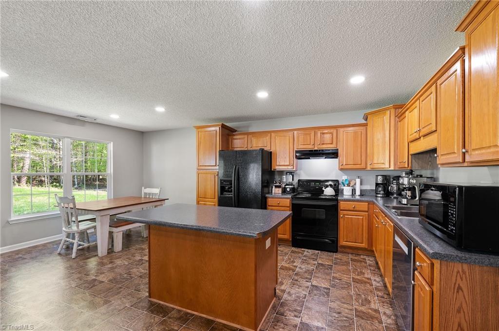 1303 Ashley Road, Yadkinville, North Carolina image 12
