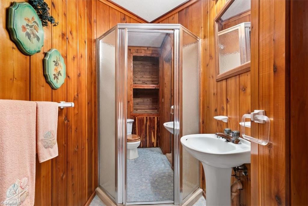 610 Denny Road, Greensboro, North Carolina image 30