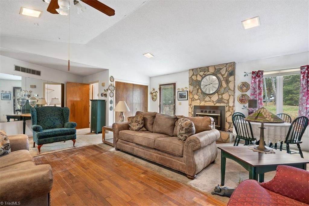 610 Denny Road, Greensboro, North Carolina image 8