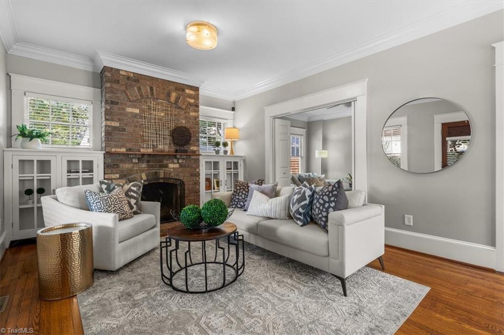 Greensboro, North Carolina 27401, United States, 3 Bedrooms Bedrooms, ,3 BathroomsBathrooms,Residential,Active,185851