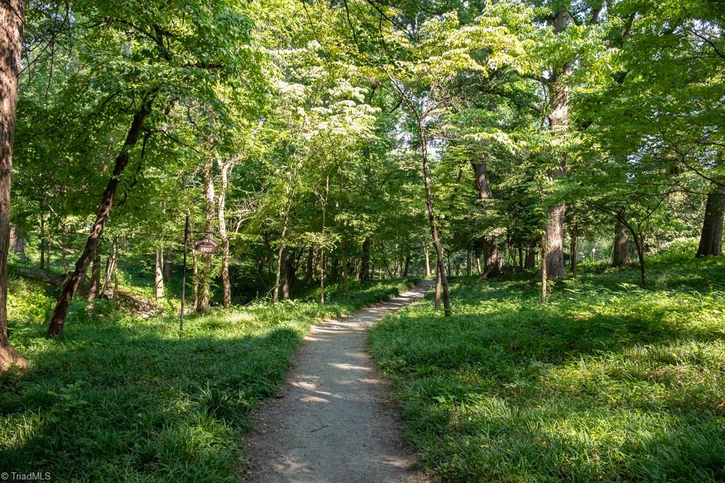 Greensboro, North Carolina 27401, United States, 3 Bedrooms Bedrooms, ,3 BathroomsBathrooms,Residential,Active,185851