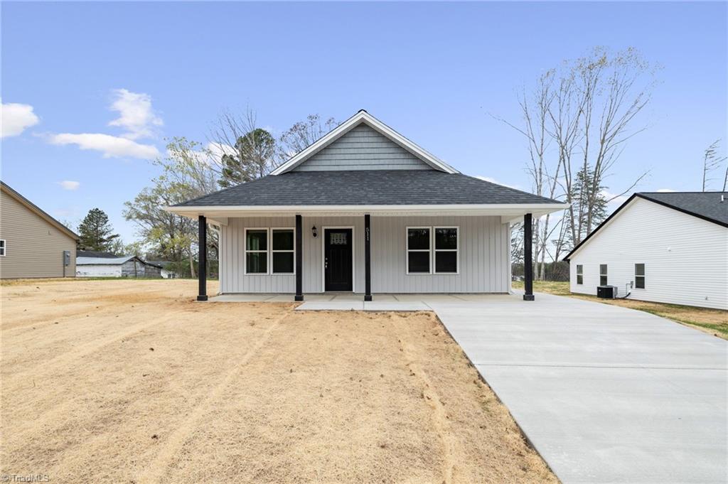 511 West End Boulevard, Madison, North Carolina image 1