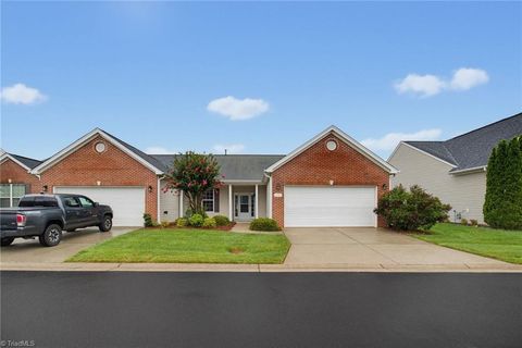 Townhouse For Sale - 119 Maryland Drive<br/> Randolph County, Thomasville, NC 27360