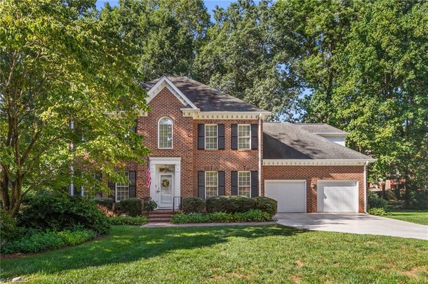 210 ASPEN AVE, ELON, NC 27244 - Image 6fc2e3dedcaa6c5bc4b0a5dd8a82d9de/1812819820