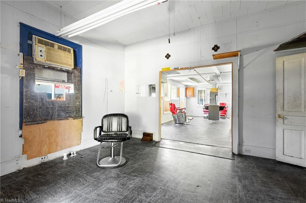1302 4TH Street