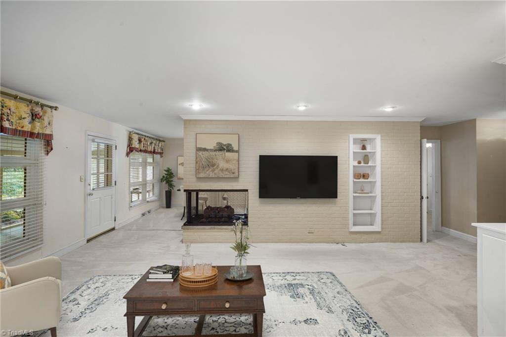 605 Westchester Drive, High Point, North Carolina image 5