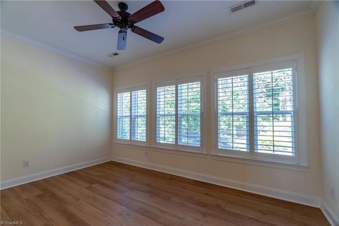 Single Family Residence in Winston Salem NC 4200 Prestwick Crossing 19.jpg