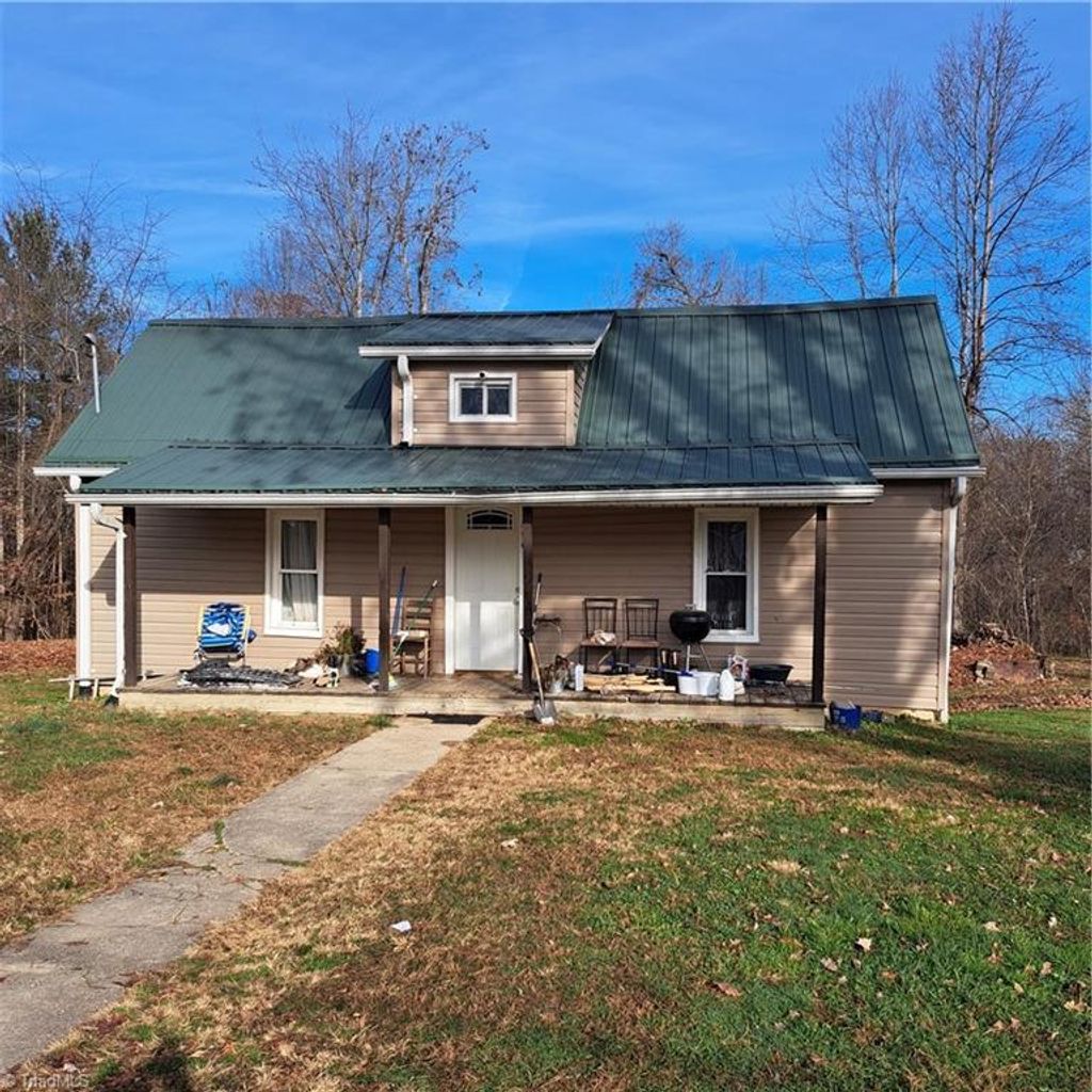 Photo of 396 Damascus Church Road, Wilkesboro, NC 28697 (MLS # 1203453)