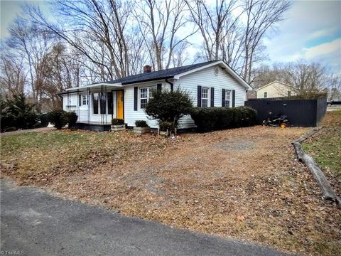 A home in Mount Airy