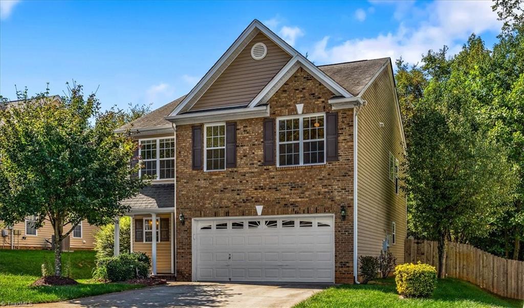 Photo of 754 Peachtree Meadows Circle, Kernersville, NC 27284 (MLS # 1237685)