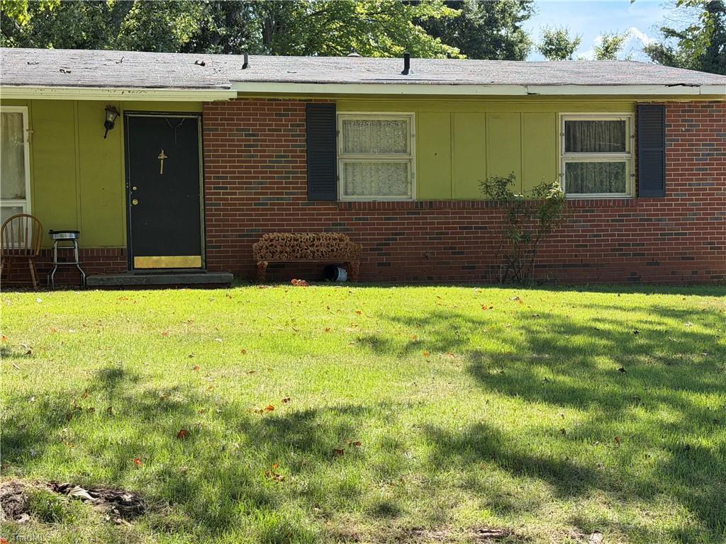 1210 Guest Street