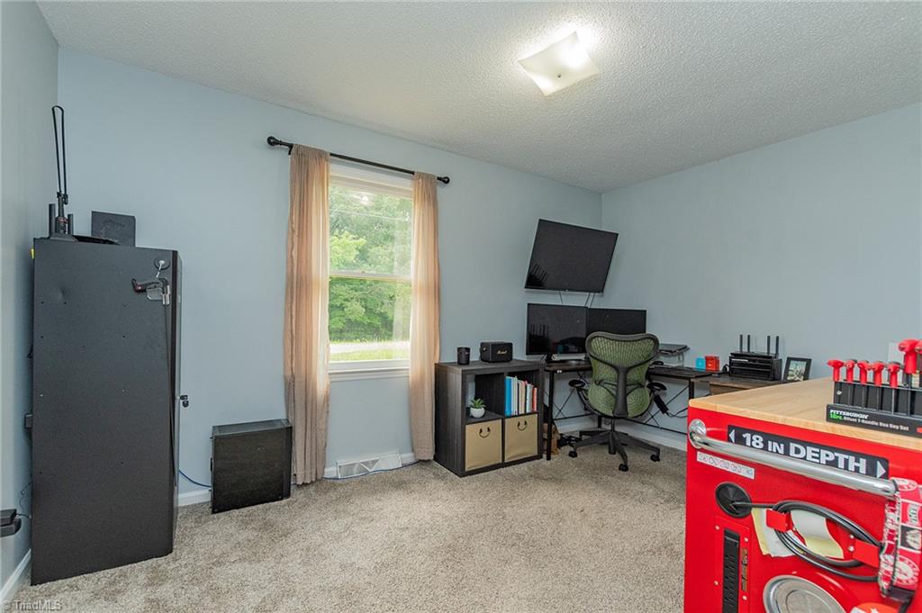 7741 Hampton Road, Clemmons, North Carolina image 27