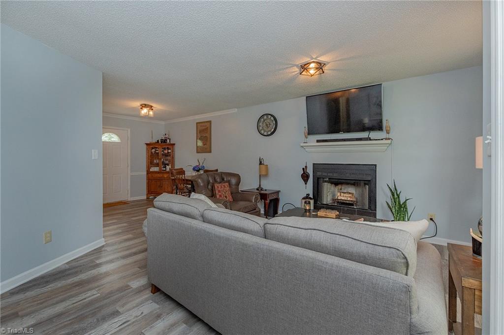 7741 Hampton Road, Clemmons, North Carolina image 4