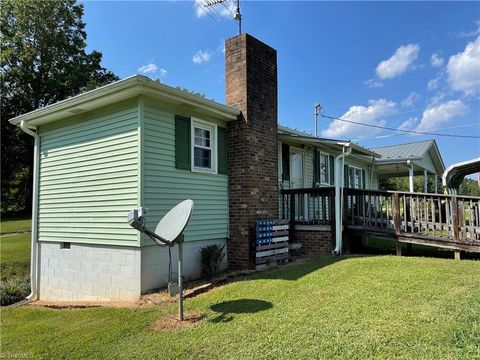 A home in Yadkinville