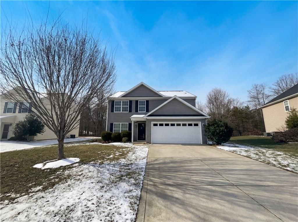 Photo of 2518 Macleod Street, Burlington, NC 27217 (MLS # 1208287)