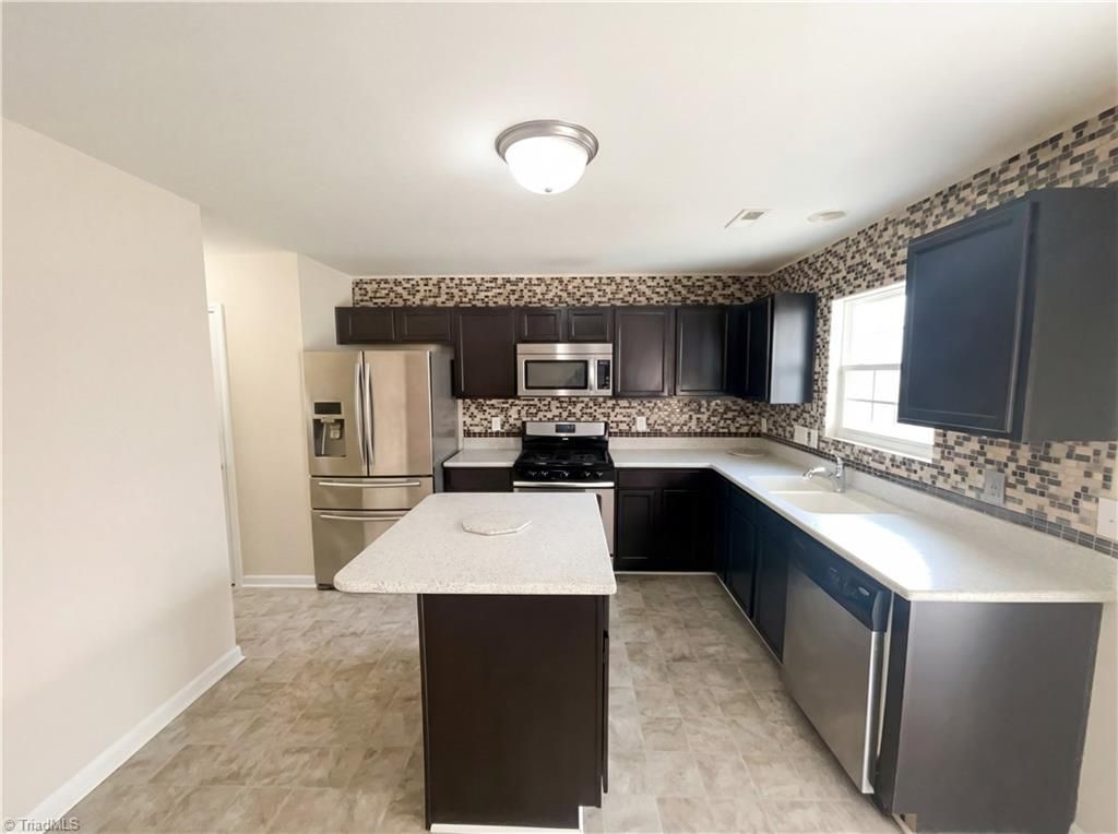 Photo of 2518 Macleod Street, Burlington, NC 27217 (MLS # 1208287)