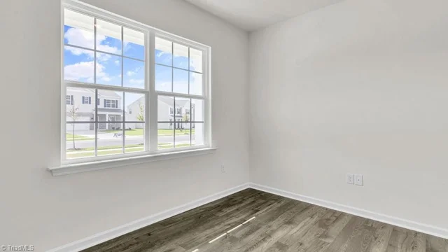 4810 Reedy Creek Farm Circle, photo 3 of 32