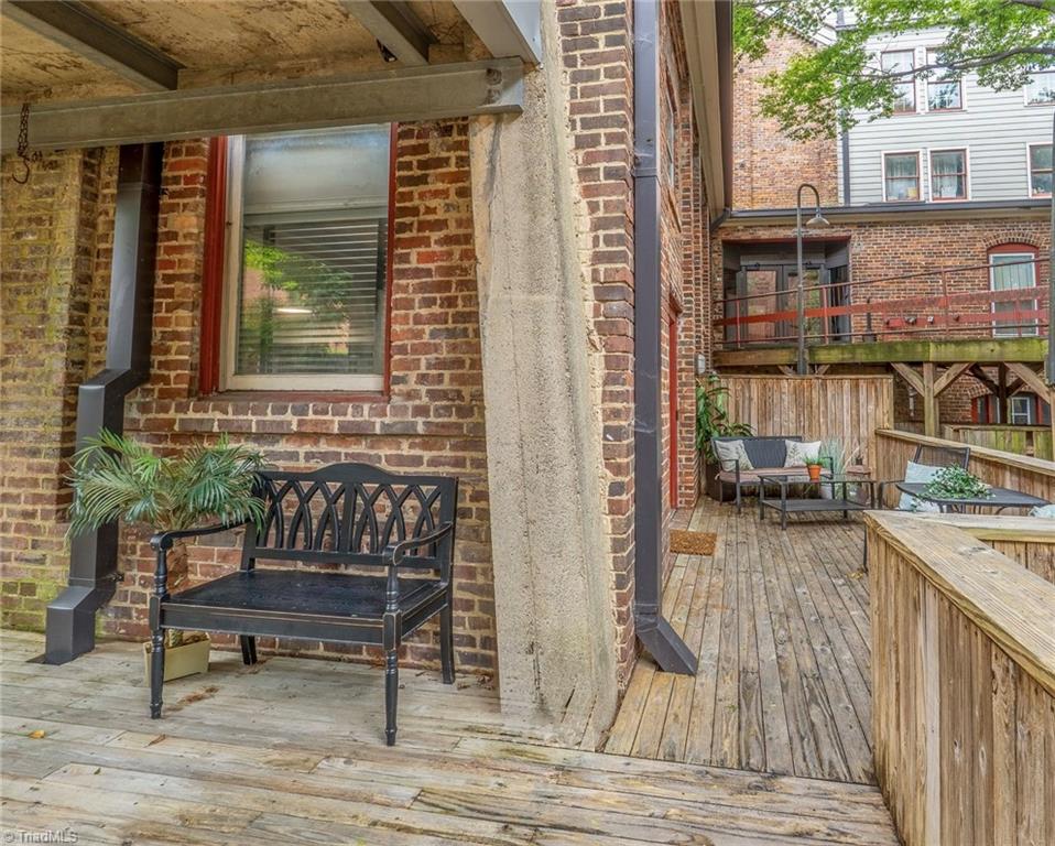 801 W McGee Street 2