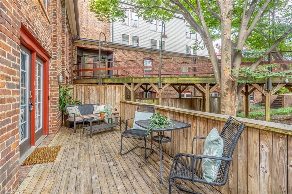 801 W McGee Street 2