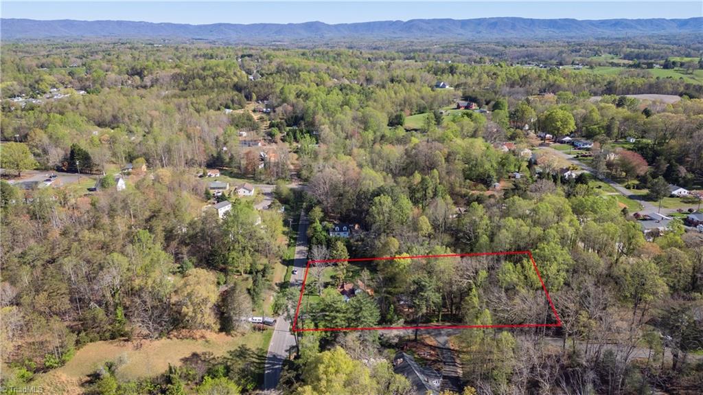 2080 Springs Road, Mount Airy, North Carolina image 41
