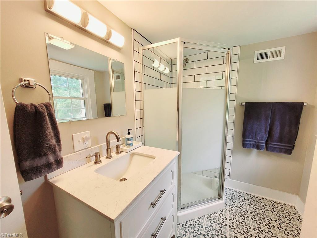 2080 Springs Road, Mount Airy, North Carolina image 37