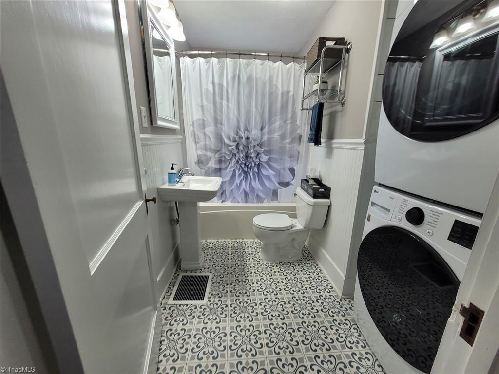 2080 Springs Road, Mount Airy, North Carolina image 32