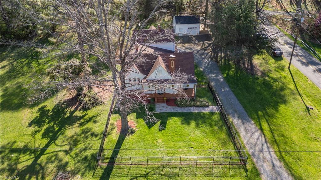 2080 Springs Road, Mount Airy, North Carolina image 3