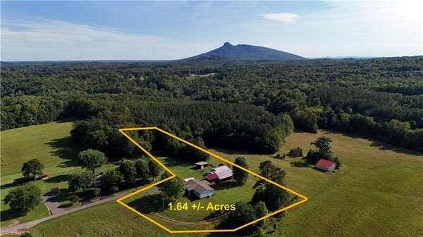 1075 ATKINS LN, PINNACLE, NC 27043 - Image 70dd3c7c8ef3f4c5a05bb07ae2c57565/682198715