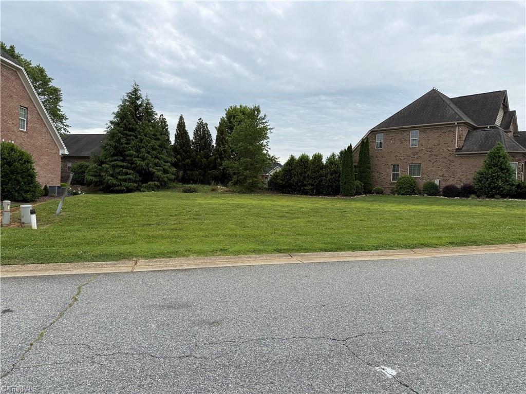 Wexford Circle, Thomasville, North Carolina image 1