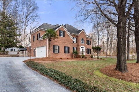 Homes For Sale - 114 Seminole Lane<br/> Lexington, NC 27295
