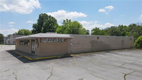 Photo for 600 Randolph Street