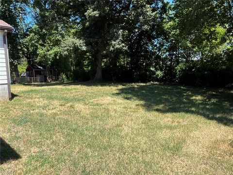 A home in Kernersville