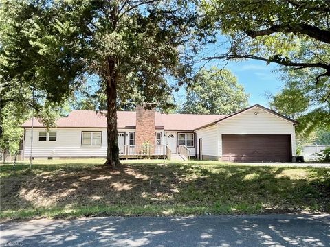 A home in Kernersville